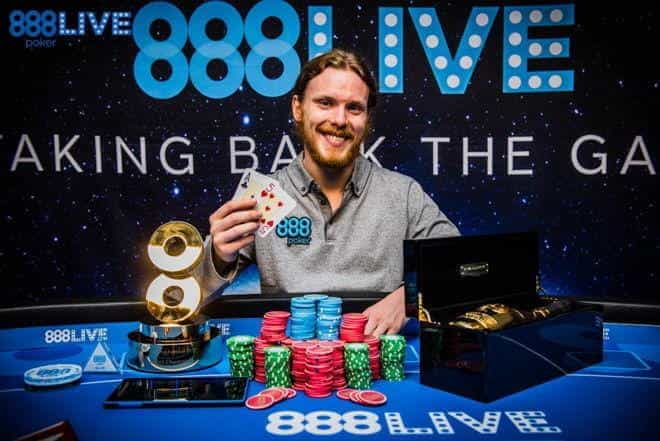 Tom Hall, winner of the 888live London Main Event